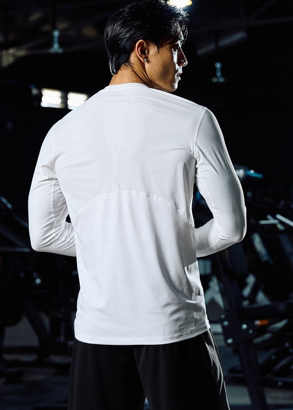 Áo Thun Cổ Tròn Tay Dài Áo Thun The Trainer 006 Trắng